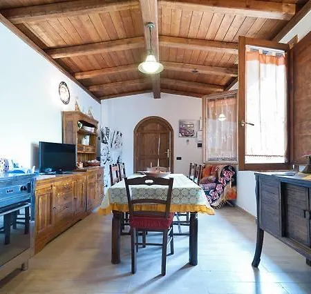 Chalet Degli Ulivi Aparthotel